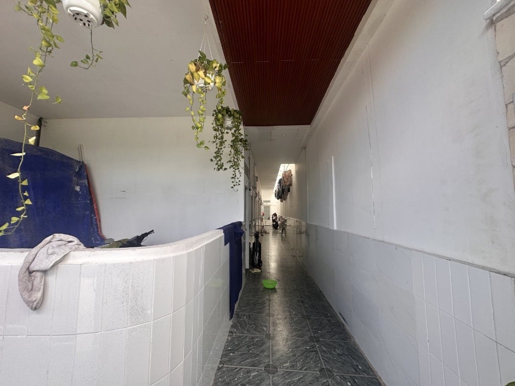 BÁN NHÀ SÁT ĐƯỜNG LÒ LU, QUẬN 9, DÒNG TIỀN HƠN 20TR/ THÁNG, 8 PHÒNG, DT 144M, CHỈ 7,95 TỶ