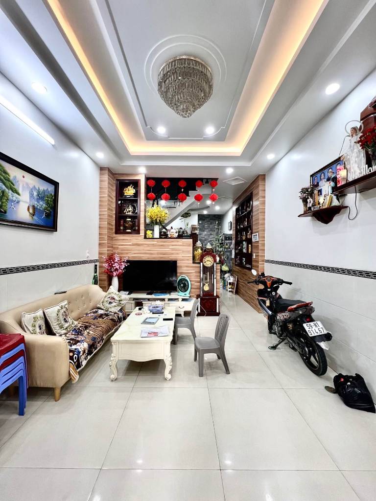 Bán nhà Đường số 18B Bình Tân, 4 tầng tuyệt đẹp, vị trí chiến lược ngay sát vách Quận Tân Phú