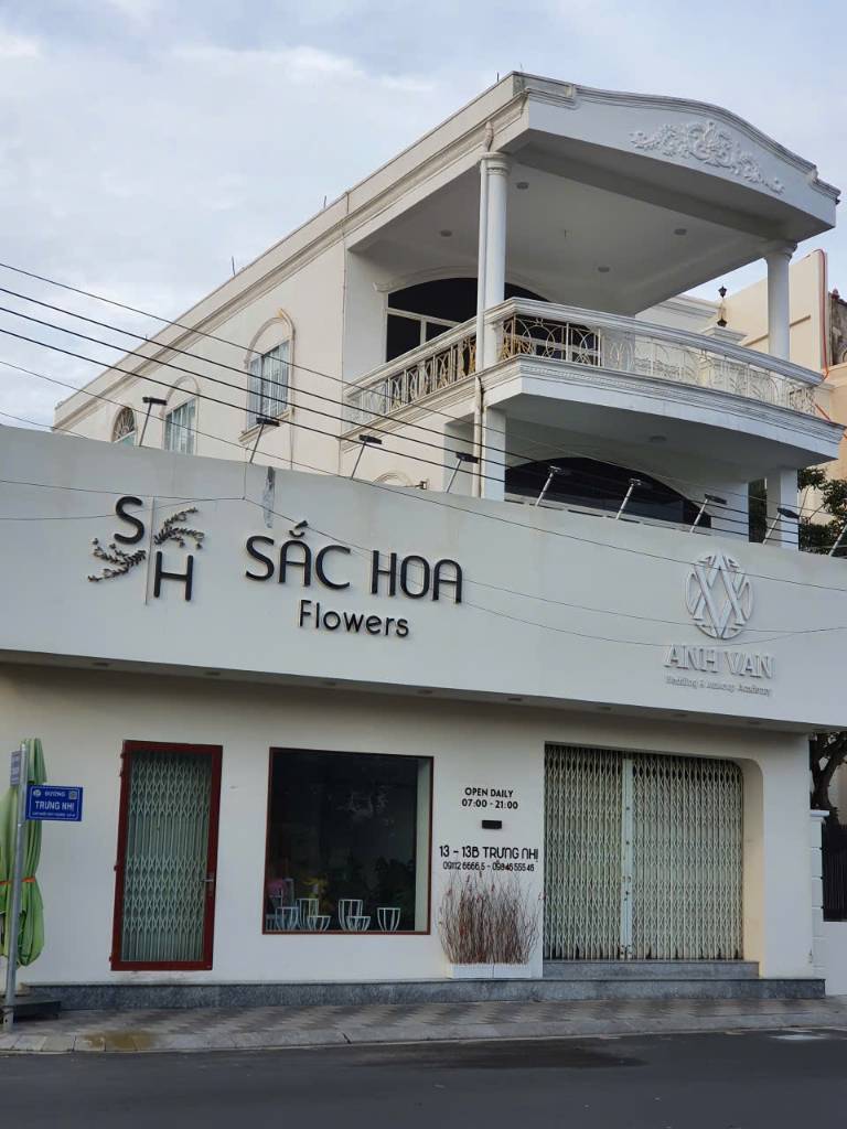 Bán nhà 3 tầng mặt tiền Trưng Nhị, Phan Thiết, trung tâm, gần chợ lớn sầm uất