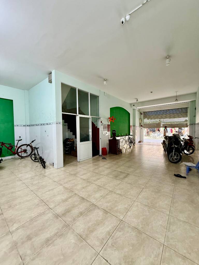Bán biệt thự phố mặt tiền Hiền Vương, Phú Thọ Hòa, Tân Phú, DT 160m2 giá 29 tỷ