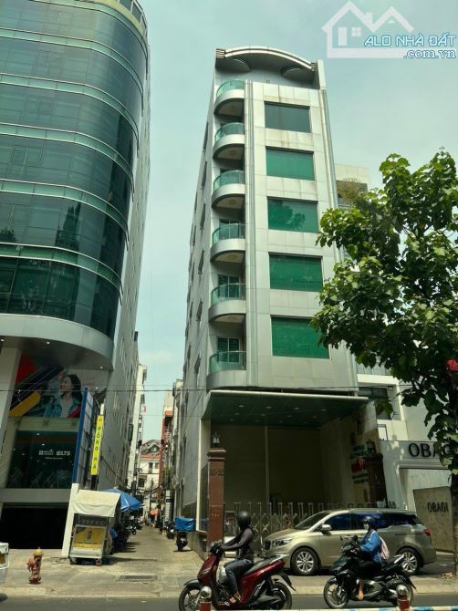 Duy nhất.! Khuôn đẹp 2MT DT: 8x18.3m P.Nguyễn Thái Bình cách chợ Bến Thành 200m chỉ 30 tỷ.