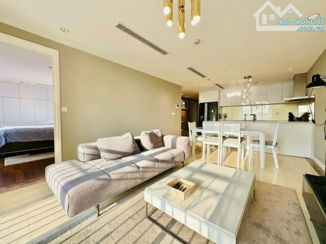 Chị họ gửi bán CH 104m - 3n2vs - 19.5 tỷ CC DLE ROI SOLEIL- Xuân Diệu - Tây Hồ- FUll ntxịn