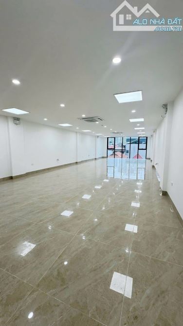BÁN TÒA NHÀ VP MẶT PHỐ QUẬN THANH XUÂN 120M 8 TẦNG MẶT TIỀN 6M ĐÃ HOÀN CÔNG GIÁ 75TỶ