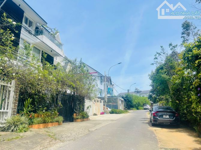 Villa mặt tiền KQH Ngô Quyền có view đẹp 131m2 chỉ 11 tỷ kinh doanh homestay