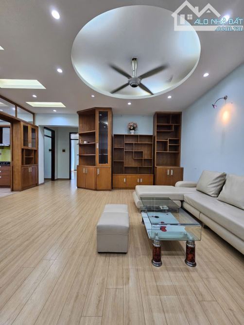 BÁN CĂN HỘ Chung cư 18T1 – KĐT Trung Hòa Nhân Chính 116m² | 3PN | 2V lô góc