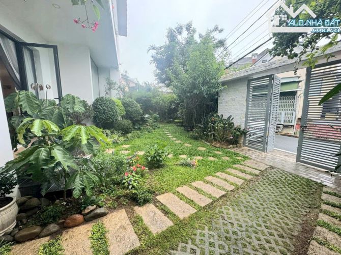 VILLA SÂN VƯỜN MẶT TIỀN PHƯỜNG 2 171M GIÁ 15 TỶ