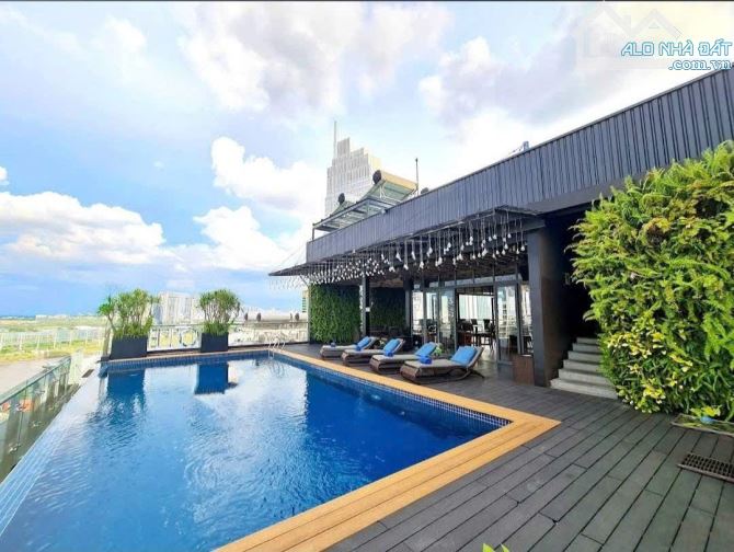 Bán gấp siêu biệt thự Quận 1, dt: 14x20m hầm 3 lầu hồ bơi sân thượng 119 tỷ