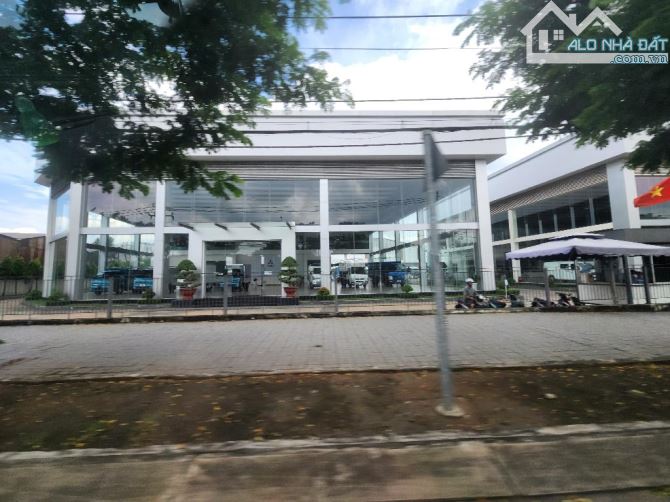 NHÀ XƯỞNG MẶT TIỀN QUỐC LỘ 1A 1.523M2, CHO THUÊ 160TR/TH. GẤP BÁN GIẢM MẠNH, GIÁ RẺ