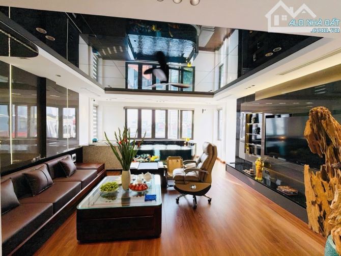 TOÀ VĂN PHÒNG HẠNG A – PHÂN LÔ VỈA HÈ – Ô TÔ TRÁNH – LẠC TRUNG, HAI BÀ TRƯNG , Diện t