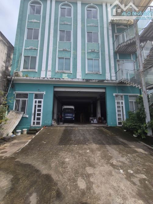 CẦN BÁN KHO 1 TRỆT 3 LẦU 815m2 HOÀN CÔNG ĐỦ MẶT TIỀN ĐƯỜNG ĐOÀN NGUYỄN TUẤN