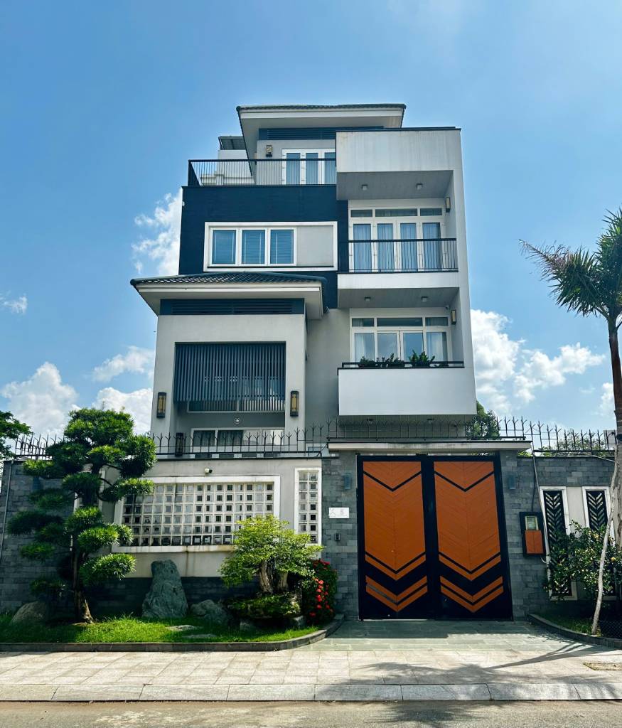 Bán căn Villa mặt tiền Đỗ Pháp Thuận, An Phú Quận 2, 8x20m hầm 3 tầng, giá 50 tỷ