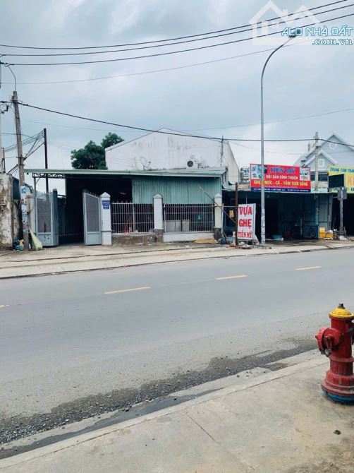 Bán mặt tiền Nguyễn Ảnh Thủ 440m2, 10x44m vị trí Siêu đẹp giá chỉ 36 tỷ