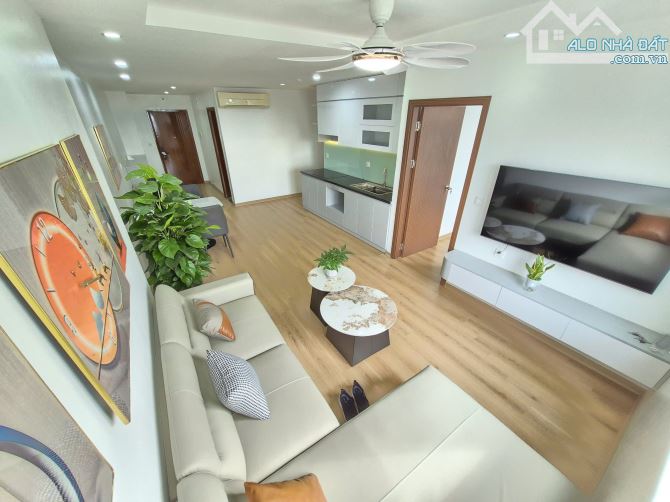 PHÙNG KHOANG TRUNG VĂN CĂN HỘ 2 NGỦ LÔ GÓC FULL NỘI THẤT SIÊU ĐẸP 75m 5.15 TỶ