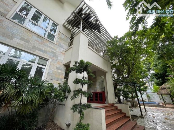 Nhà 1 đời chủ - Biệt thự nội bộ Lê Văn Sỹ, Quận 3 - DT: 9 x 22m - XD: hầm 7 tầng - 39 tỷ
