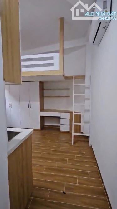 Bán tòa CHDV đường Láng, Đống Đa. 95m, 7T, 22P ko. DT110tr/th