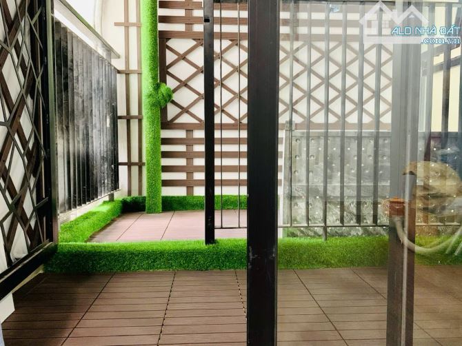 Cần bán căn hộ 3ngủ -118 m -12.5tỷ Cc MHDI 60 hoàng Quốc Việt