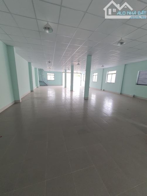 Xưởng lô góc mặt tiền Huỳnh Thị Mài,Hóc Môn- 450m²(thổ cư)-dòng tiền 30tr/th- giá 16.5ty