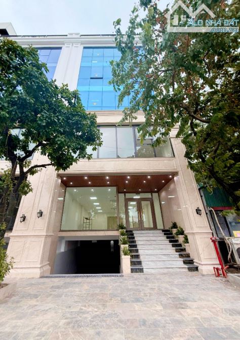 Siêu Rẻ - Phố Nghĩa Tân - Tô Hiệu, Kinh Doanh Đẳng Cấp, Vỉa hè, 70m2, 9 Tầng MT 5.5m