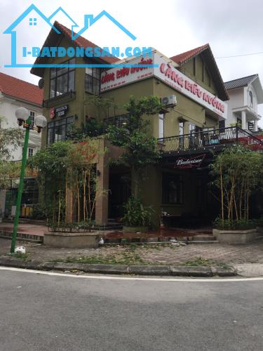 Bán siêu Biệt Thự Tây Nam Linh Đàm, Hoàng Mai. 185 m2 x 3T x MT 25m. Lô Góc, 3 Mặt Thoáng.