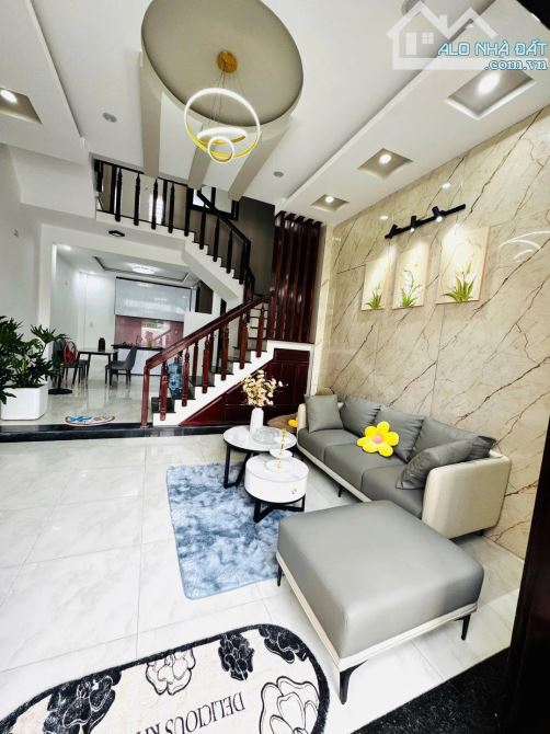 🌊 NHÀ 3 TẦNG MẶT TIỀN ĐƯỜNG CHẾ LAN VIÊN – CÁCH BIỂN MỸ KHÊ ĐÀ NĂNG 500M – DÒNG TIỀN 20T