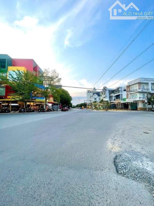 DÃY TRỌ 9,2 TỶ MẶT TIỀN ĐƯỜNG TRẦN BẠCH ĐẰNG, GẦN DHYD CẦN THƠ, TP CẦN THƠ
