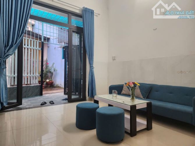 Bán nhà 3 tầng mới Full Nội Thất đường Cách Mạng Tháng 8 - Gần ÔNG ÍCH ĐƯỜNG- Giá 10 Tỷ