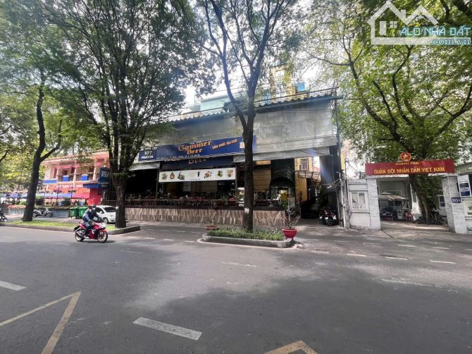 Bán nhà 2 mặt tiền Pasteur, Quận 3 - DT: 9m x 40m nở hậu 18m - 2 lầu vị trí đẹp