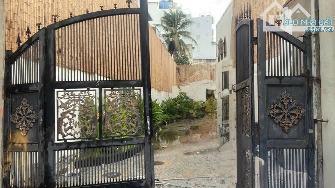 BIỆT THỰ ĐẸP NGAY ĐẶNG VĂN BI _ TRƯỜNG THỌ|475M2( 20*23m) 36 TỶ _ MỚI ĐẸP