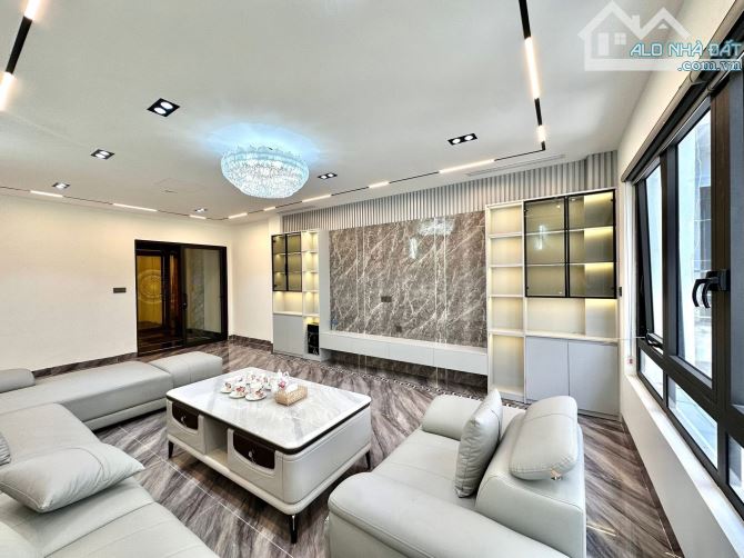BÁN NHÀ PHÂN LÔ - Ô TÔ TRÁNH - VỈA HÈ PHỐ TRÚC KHÊ 85M2 - 5 TẦNG - PHÂN KHÚC 32 TỶ - HIẾM