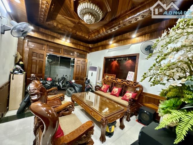 💥 Nhà dân xây đường Lạc Long Quân- Ngõ Ô tô - 55m- Hơn 13 Tỷ