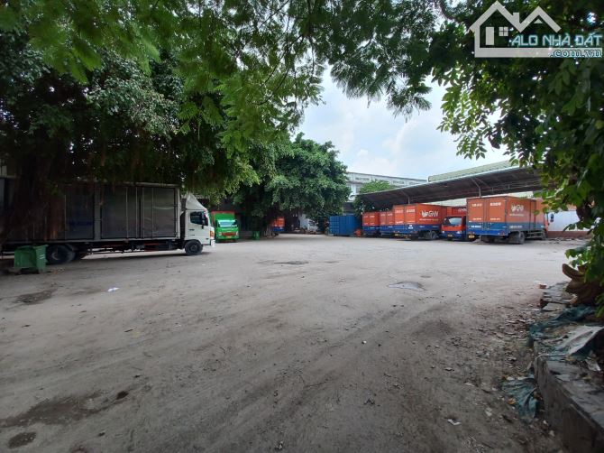 KHO XƯỞNG VP QL1A, Q12 CỰC KHỦNG 16.400M2, CHO THUÊ 18 TỶ/NĂM. BÁN GẤP CHỈ 23 TRIỆU/M2