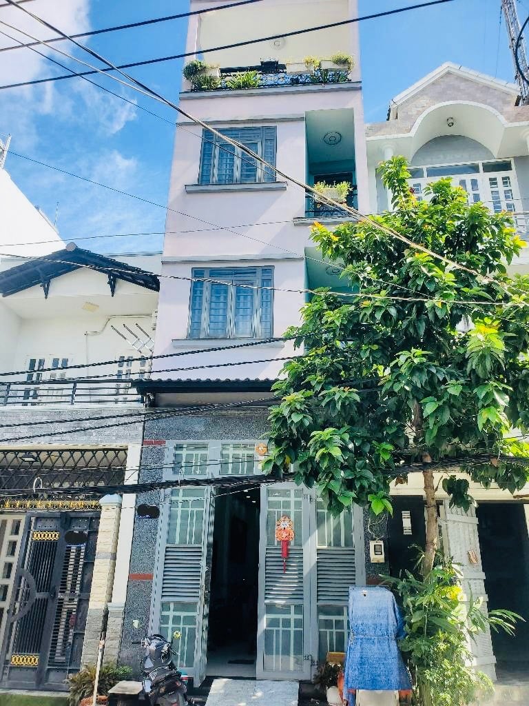 BÁN NHÀ 4 TẦNG AN DƯƠNG VƯƠNG, QUẬN 8, 5PN 6 WC HẺM RỘNG XE TẢI, DT 68M2, GIÁ 8 TỶ