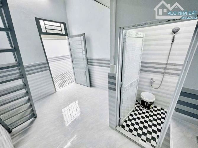 Bán dãy trọ 12 phòng hẻm 385F đường Trần Nam Phú, TPCT