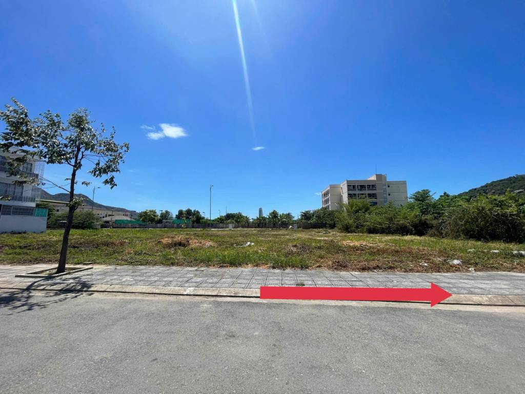 Bán đất Khu đô thị Nam Vĩnh Hải, Nha Trang, dt 103,8m2 giá 3,84 tỷ