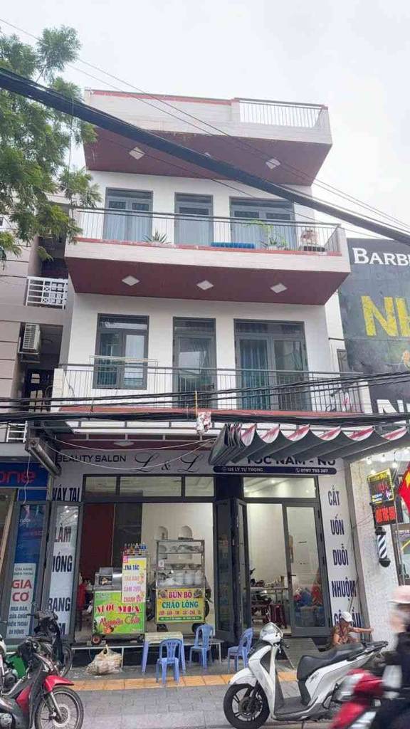 Bán nhà mặt tiền Lý Tự Trọng, trung tâm Hải Châu, Đà Nẵng, dt 95m2, giá 14 tỷ