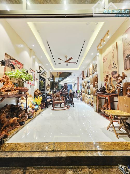 SIU PHẨM CỰC HÍM VIEW BIỂN Xuân Diệu Quy Nhơn, Bán Nhà 3 Mê Mặt Tiền Tâm Huyết
