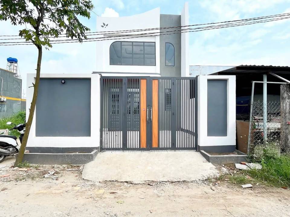 Bán nhà gác lửng Vĩnh Cửu Đồng Nai, gần Tân Uyên, dt 90m2, giá 1,63 tỷ