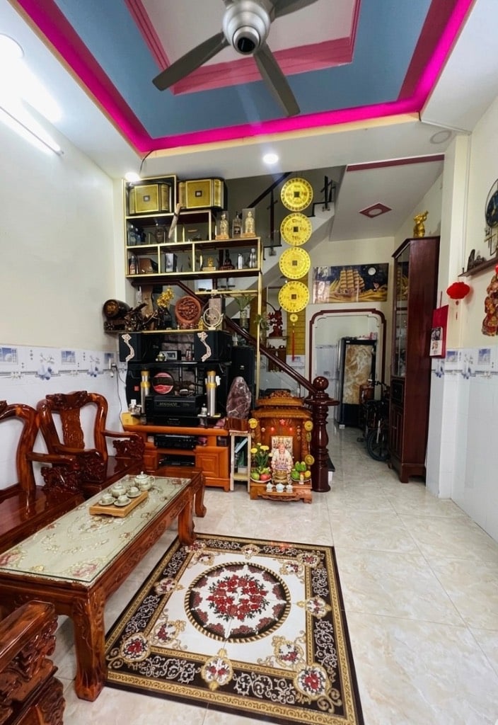 Bán nhà Lê Văn Quới Bình Tân, DT 48m2 4 tầng 4 phòng ngủ giá 4.8 tỷ