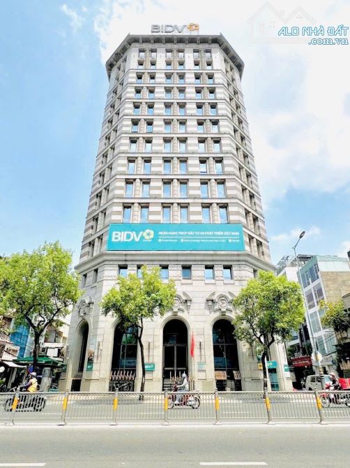CHUYỂN NHƯỢNG CAO ỐC VĂN PHÒNG MẶT TIỀN NAM KÌ KHỞI NGHĨA - QUẬN 3 - TAN HOANG MINH TOWER