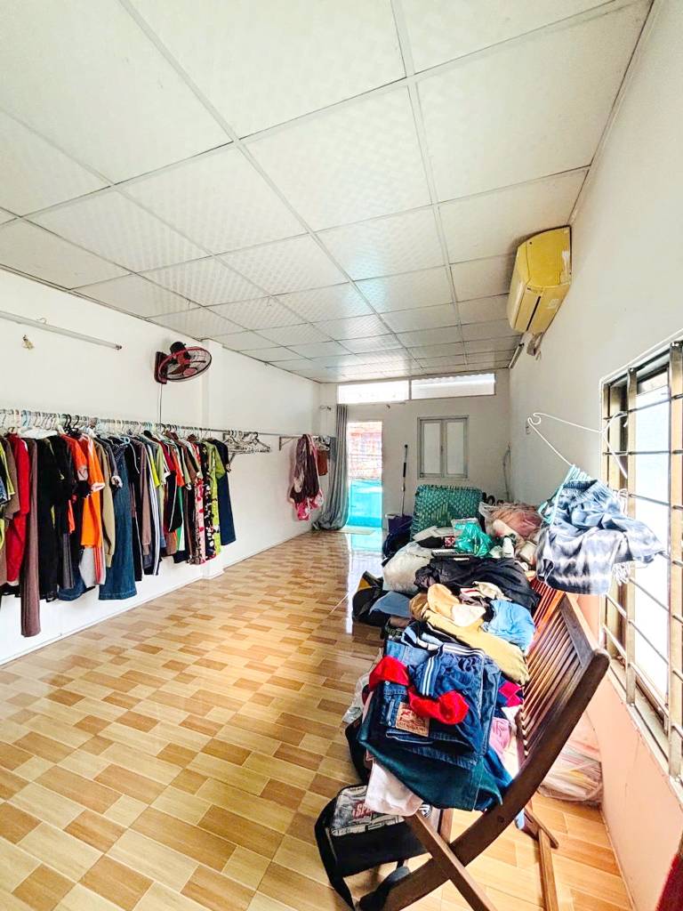 Bán nhà lô góc mặt tiền Tuy Lý Vương, Quận 8, dt 69m2 giá 8 tỷ kinh doanh