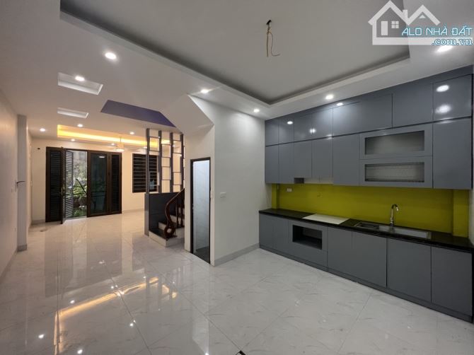 Tây Mỗ 55m², nhà 5T mới koong – Gần trường học, tiện gia đình có con nhỏ – Giá chỉ 7,7 tỷ