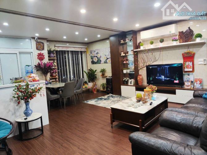 Chính chủ cần bán gấp CH chung cư Capital Eliter 18 Phạm Hùng -114m - 3n2vs - 11.6 tỷ