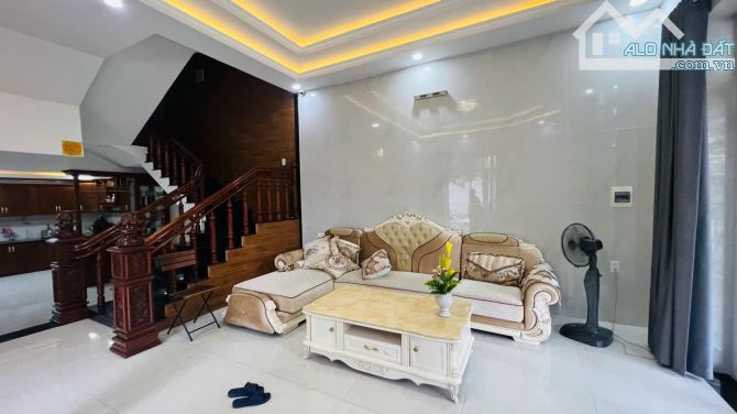 Căn góc hai mặt tiền khu an cựu city đã hoàn thiện nội thất gỗ cao cấp dọn vào ở ngay 💎
