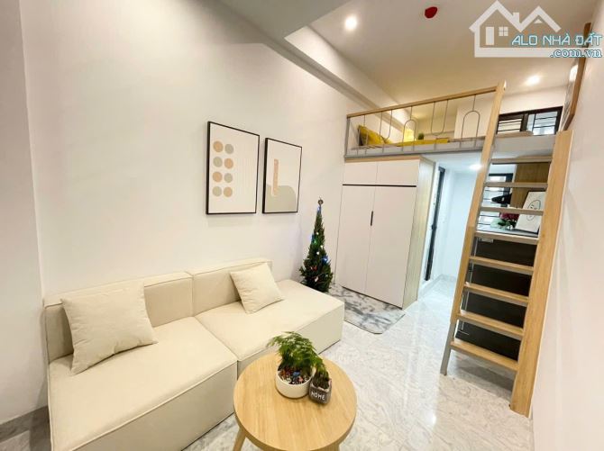Bán toà CHDV Minh Khai lô góc 3 thoáng V3 vào nhà 72m2*7T TM 18PN DT1 tỷ/năm gần NEU, PCCC