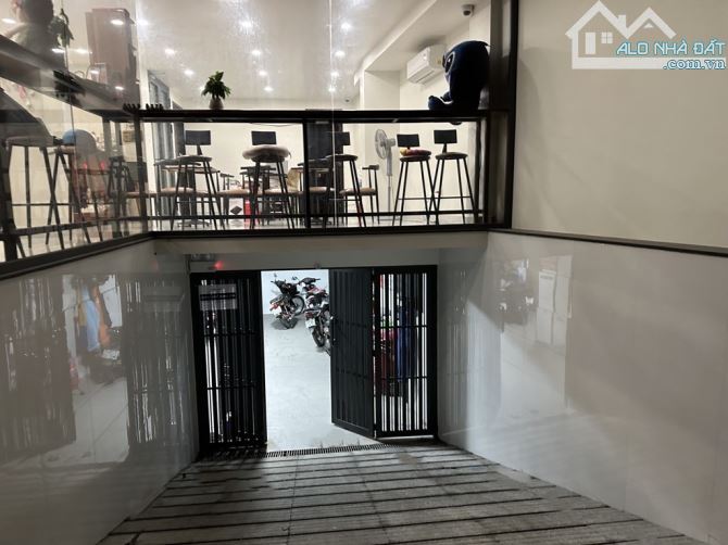 CHDV 6T có HẦM ngang 9m 140m2 26PN+MB HXH Nguyễn Thái Sơn ngay ĐH Văn Lang DT170tr 27.5 tỷ