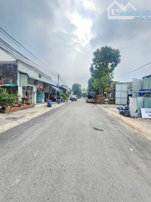 9,8Tỷ TL🔥Bán 300m2 Nhà căn hộ dịch vụ 1Trệt 2Lầu, KDC Đông An, p.Tân Đông Hiệp, Tp Dĩ An