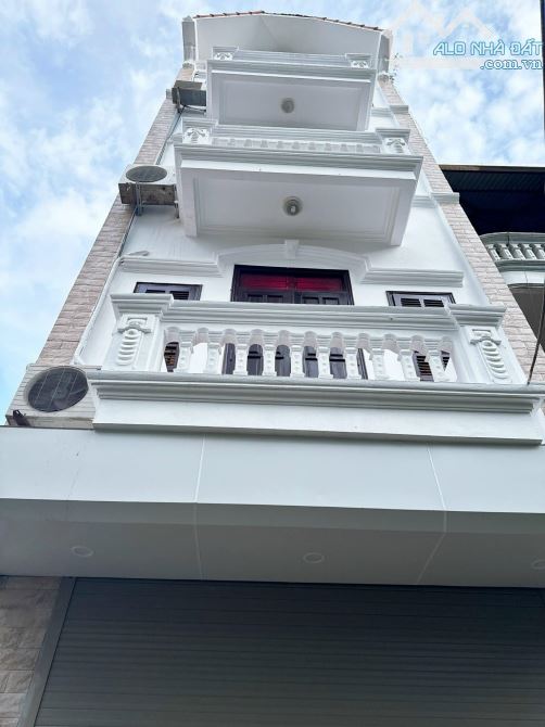 BÁN NHÀ LÔ GÓC 2 THOÁNG 12 TỶ 55m 5 TẦNG MT 4.2m Ô TÔ ĐỖ CỬA SAU QH SÁT PHỐ XUÂN LA TÂY HỒ