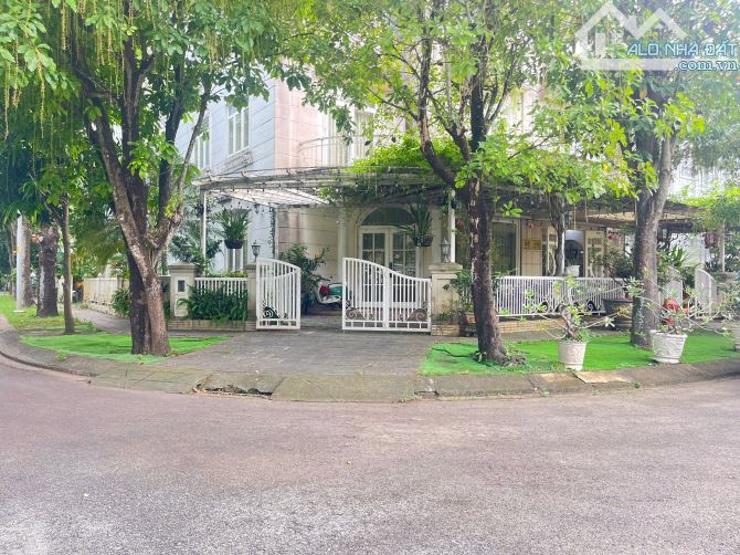 Chính chủ gửi bán gấp căn Biệt Thự liên kế khu Villa Hoja Khang Điền, Phước Long, TP. HCM