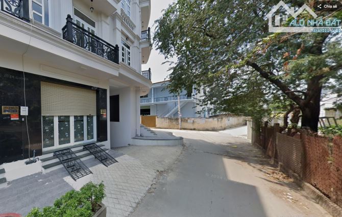 Bán dãy trọ 14 phòng Thạnh Xuân 22, DT: 10x30m full thổ, giá 12.5 tỷ tl