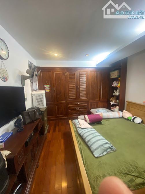 BÁN CĂN HỘ TRUNG TÂM QUẬN BA ĐÌNH – 66m² – 2PN – TẦNG TRUNG – GIÁ 6.3 TỶ